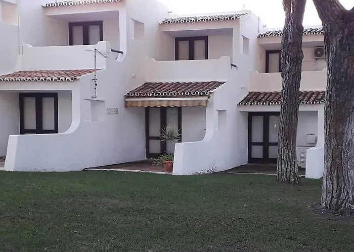 Acoteias Falesia Daire